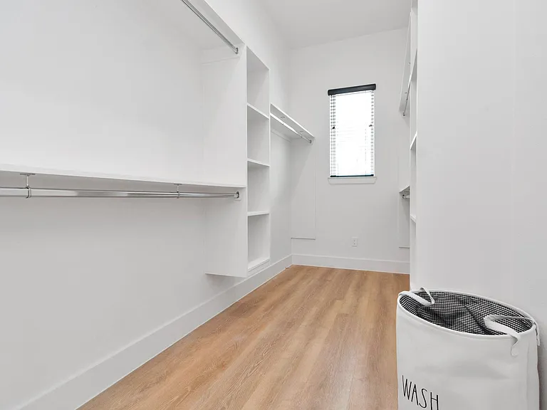 5308 Denmark St — Photo 24