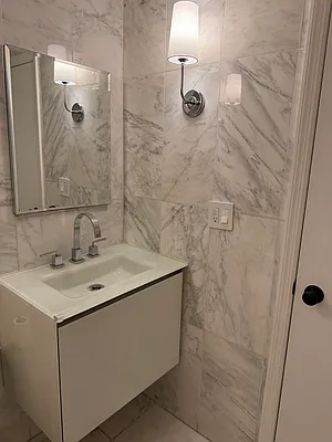 Rented by Owner | media 35