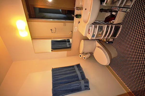 Rented by Corcoran | media 27