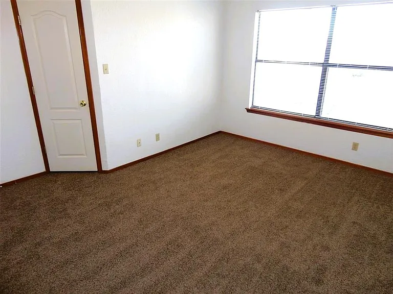 7205 Night Hawk Dr — Photo 15