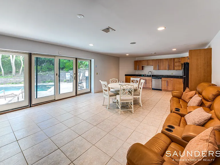 38 Fairlawn Dr — Photo 18