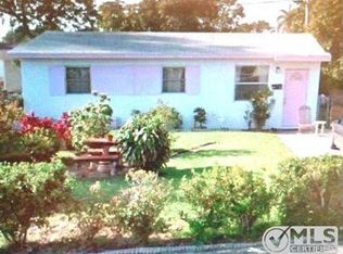 1249 W 10th St, Riviera Beach, FL 33404