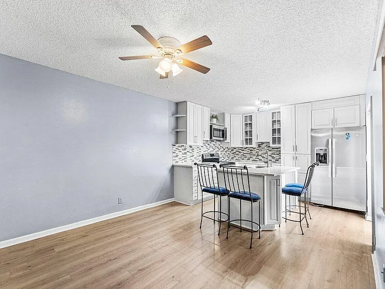 6115 Seven Springs Blvd — Photo 5