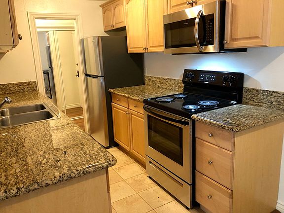 4th image of 2616 5th St APT 104