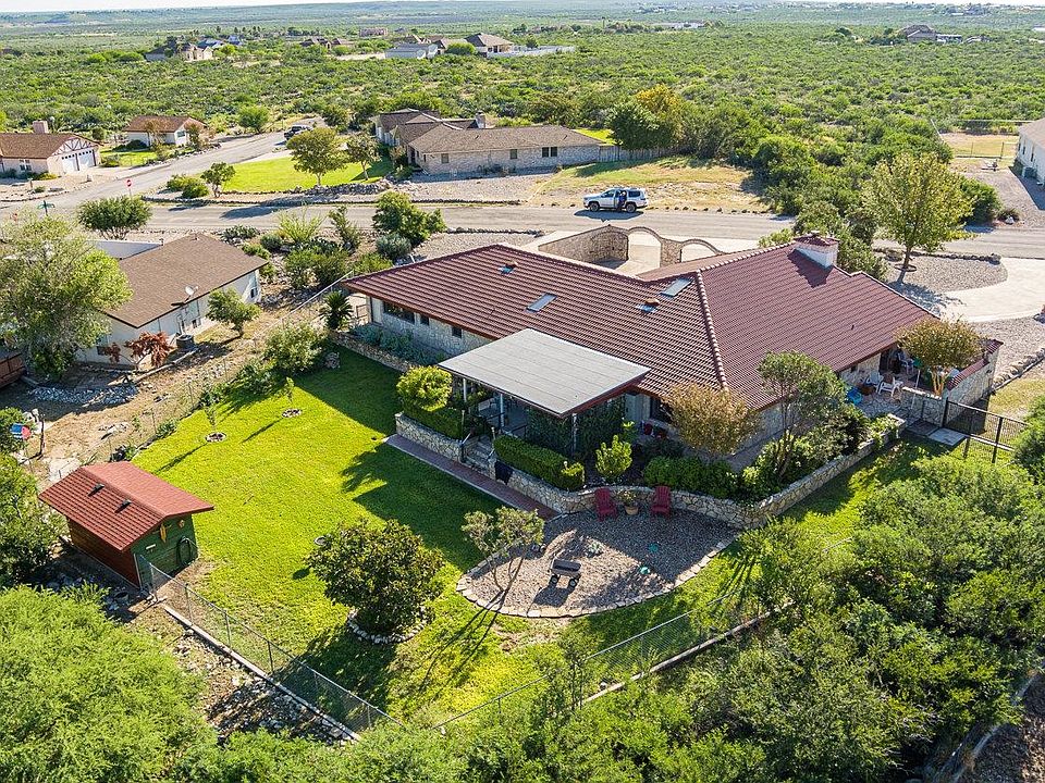 203 El Lago Camino, Del Rio, TX 78840 Zillow