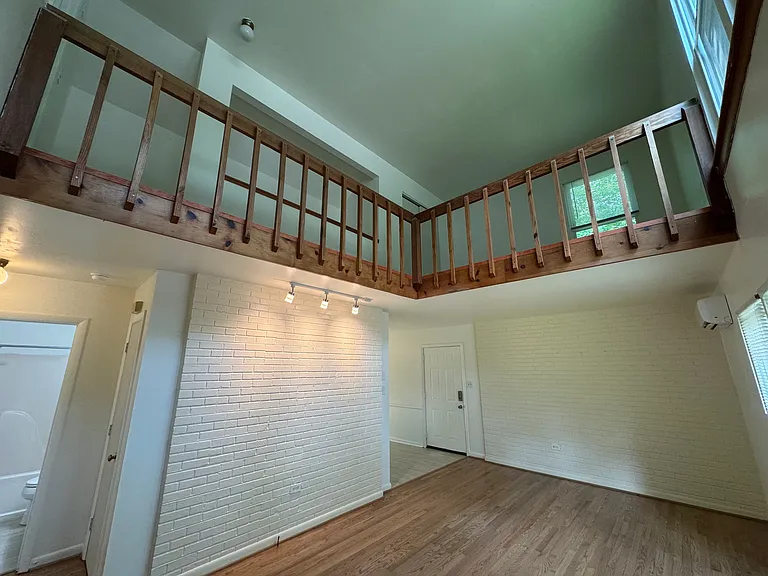 8902 Brucewood Ct — Photo 13