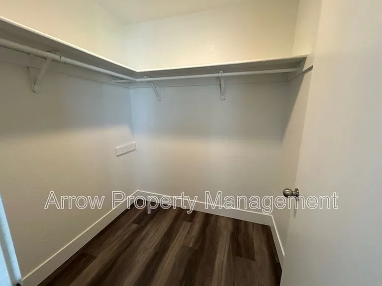 940 S 27th St #2 — Photo 8