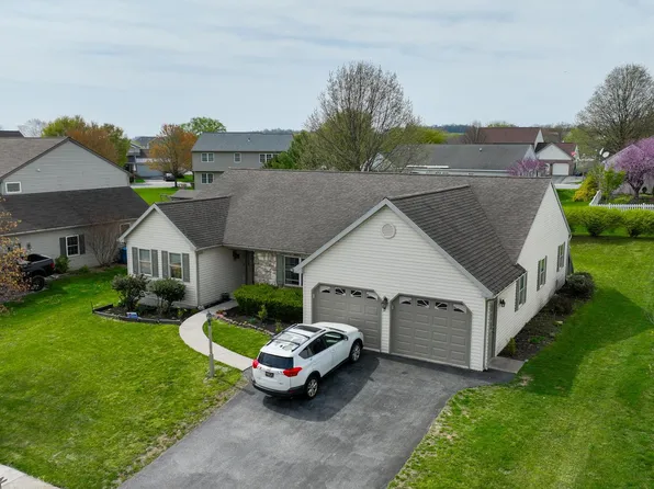 771 W Ridge Rd, Elizabethtown, PA 17022