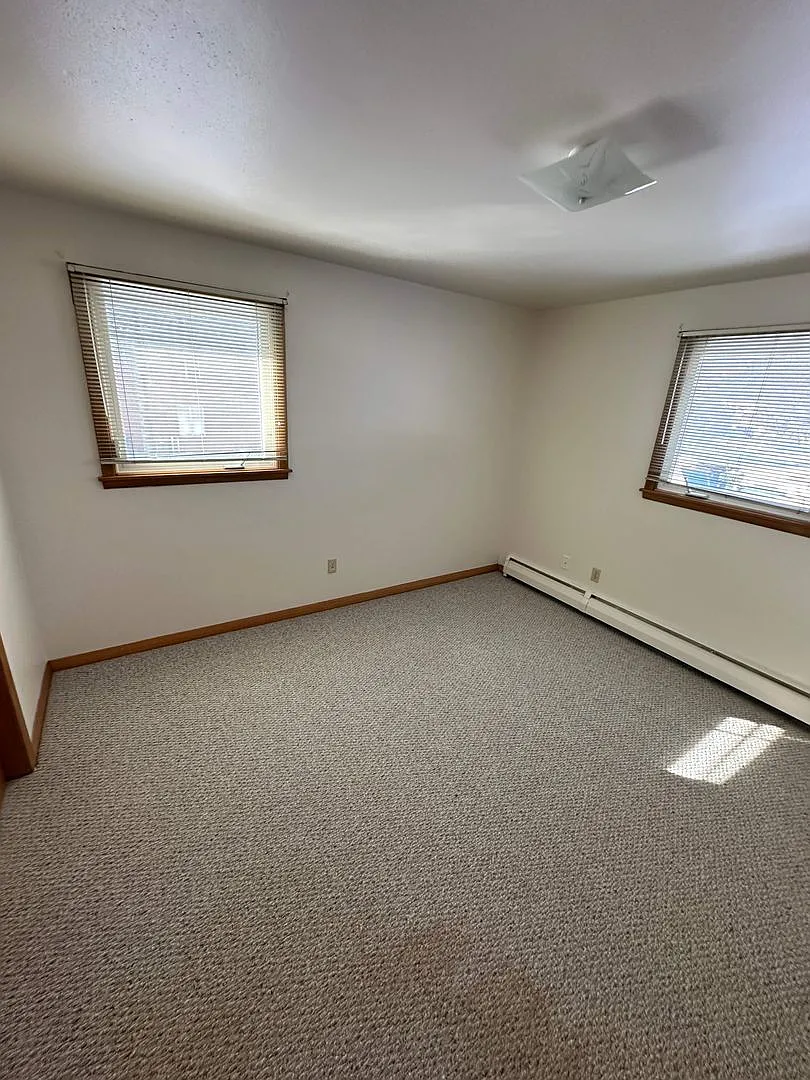 Mason City 24-Unit (Bel Air Apartments) — Photo 3