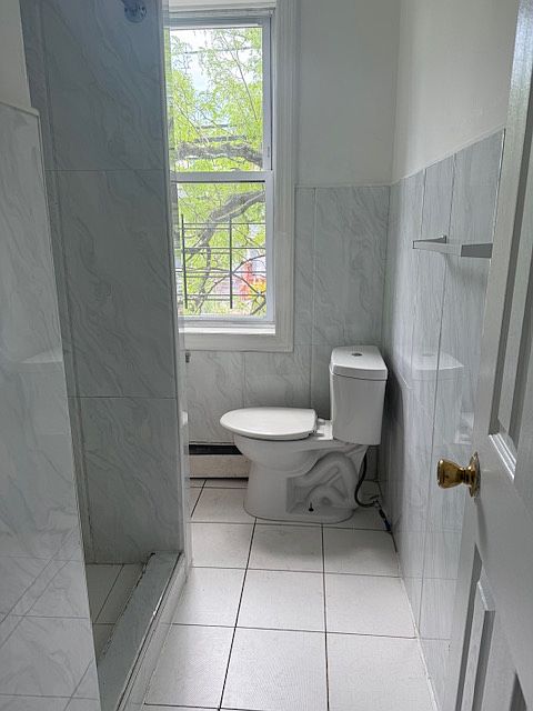 1st image of 269 Verona Ave #4