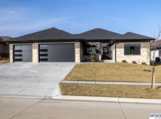 2740 S Creek Rd, Lincoln, NE 68516