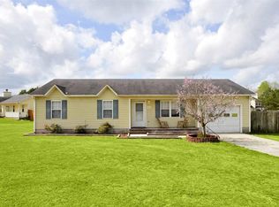 101 Wheaton Dr, Richlands, NC 28574