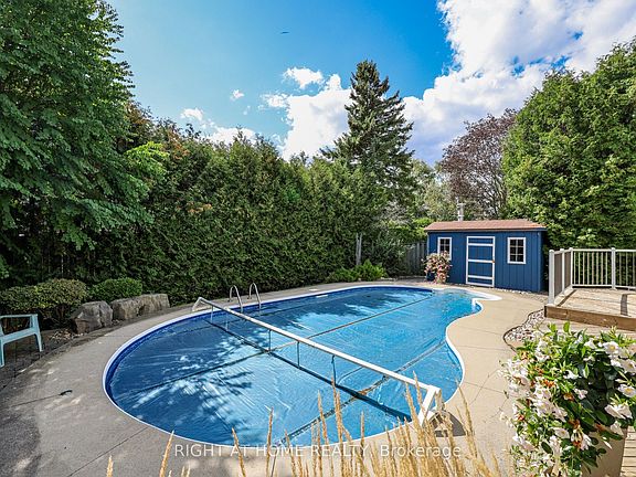 5th image of 65 Anstead Cres