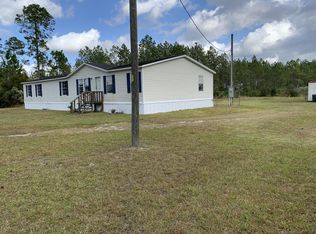 17843 N Tommy Rd, Glen Saint Mary, FL 32040