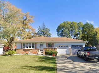 1119 N Otter Creek Rd, Streator, IL 61364