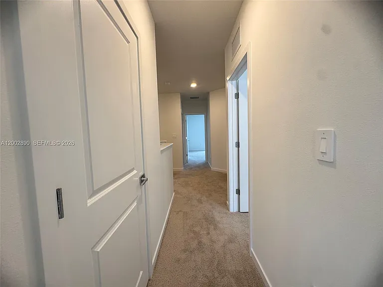 178 NE 14th Ave — Photo 32