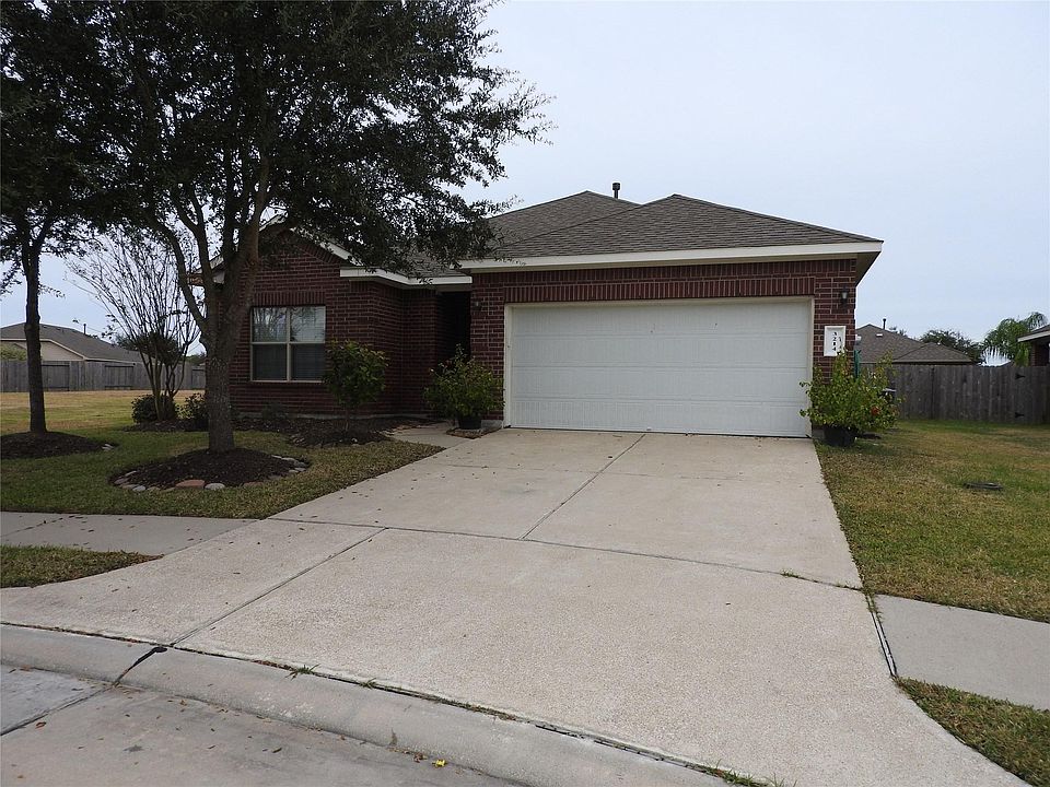 1st image of 3214 Carriage Cove Ct