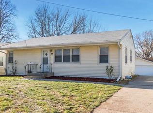 1010 68th St, Windsor Heights, IA 50324