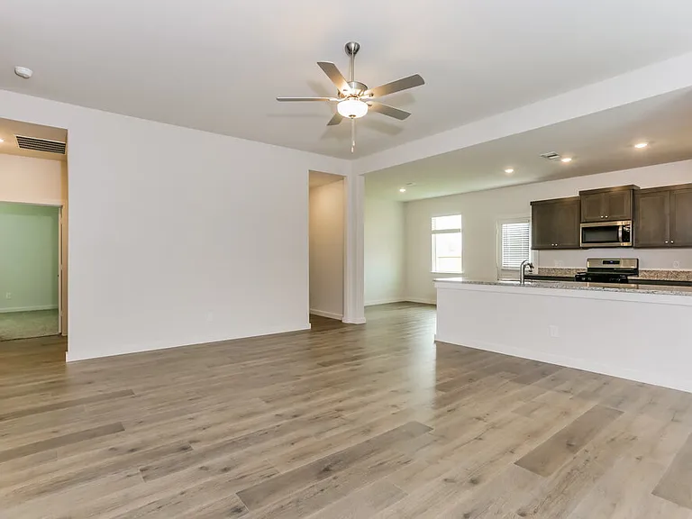 208 Julian Davis Dr — Photo 6