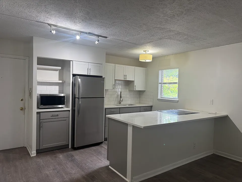1301 Cherokee Rd #5