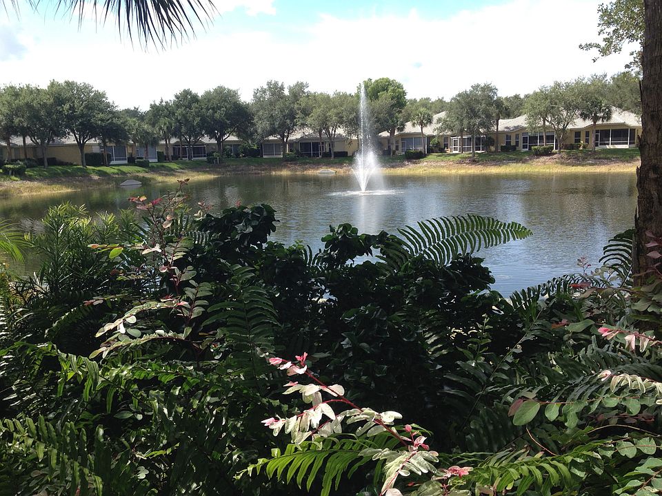 2nd image of 3435 Wildwood Lake Cir