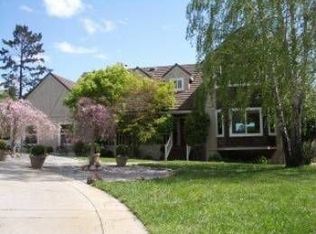 24 Nepenthe Dr, Santa Cruz, CA 95060