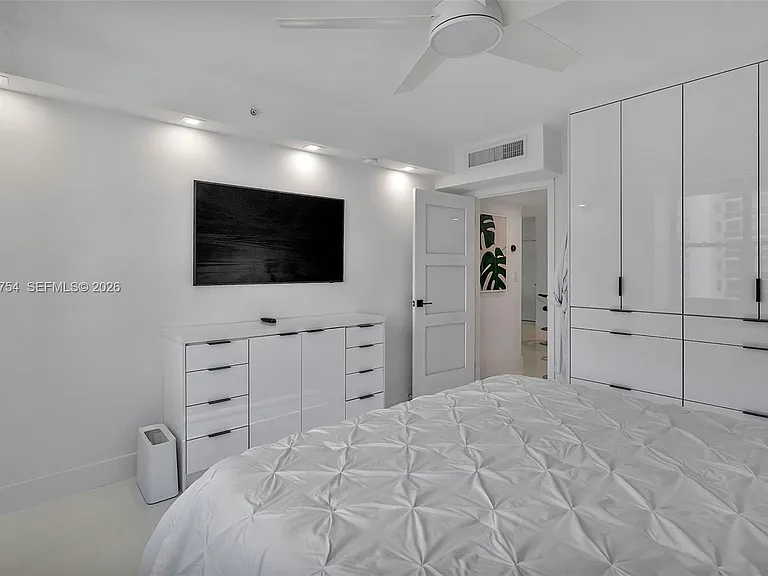 2501 S Ocean Dr #1515 — Photo 23