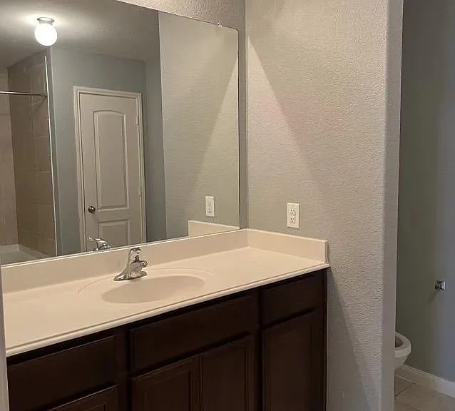 1221 Arizona Dr — Photo 4