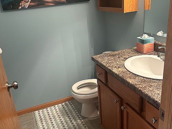 3rd image of 1135 Lois Ln
