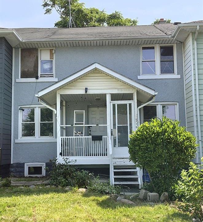 1st image of 1576 Bruce Ave