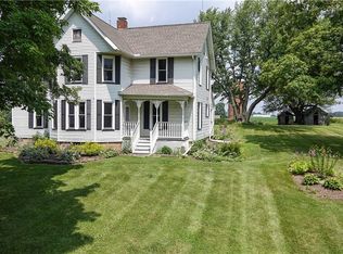 6101 Streeter Rd, Mantua, OH 44255