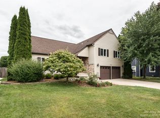 5715 Dartmouth Ct, Ypsilanti, MI