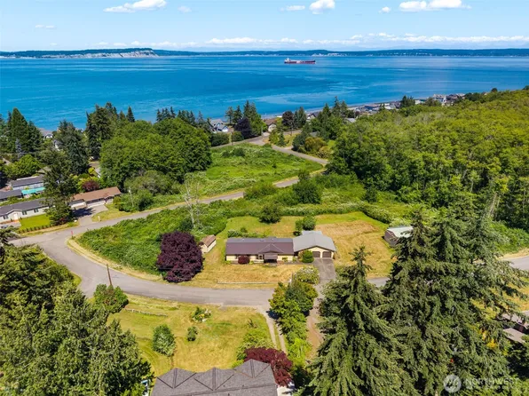 39058 Shoreview Drive NE, Hansville, WA 98340
