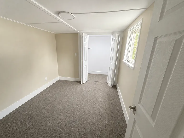 Bedroom (from BR door)