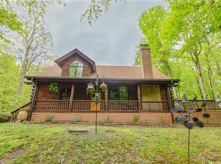 12241 Lela Ln, Burton, OH 44021