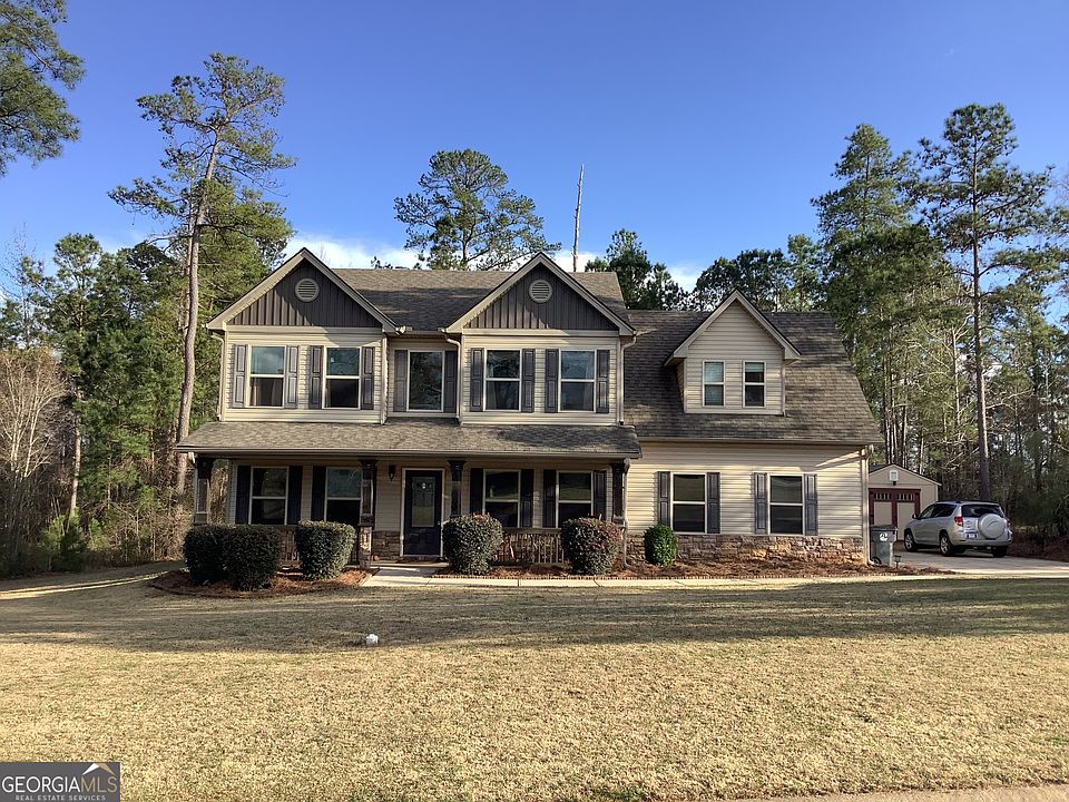 1st image of 370 Emily Cir NW