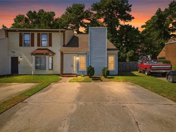 709 Brook Meadow Ct, Virginia Beach, VA 23462