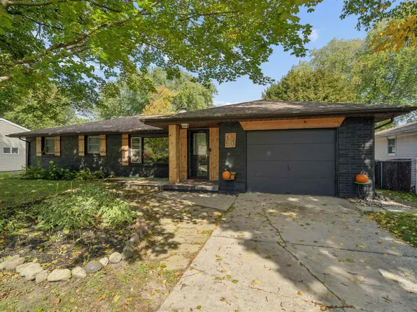 1550 Careful Dr, Green Bay, WI 54304