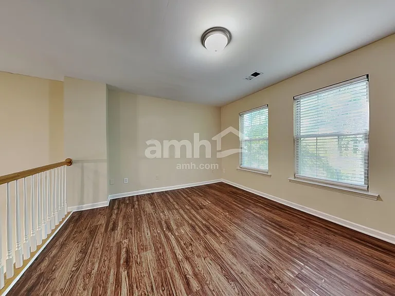 3346 Cherrybrook Dr — Photo 10