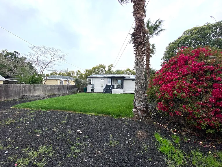 6353 Malcolm Dr — Photo 16