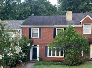 155 Willow Stream Ct #155, Roswell, GA 30076