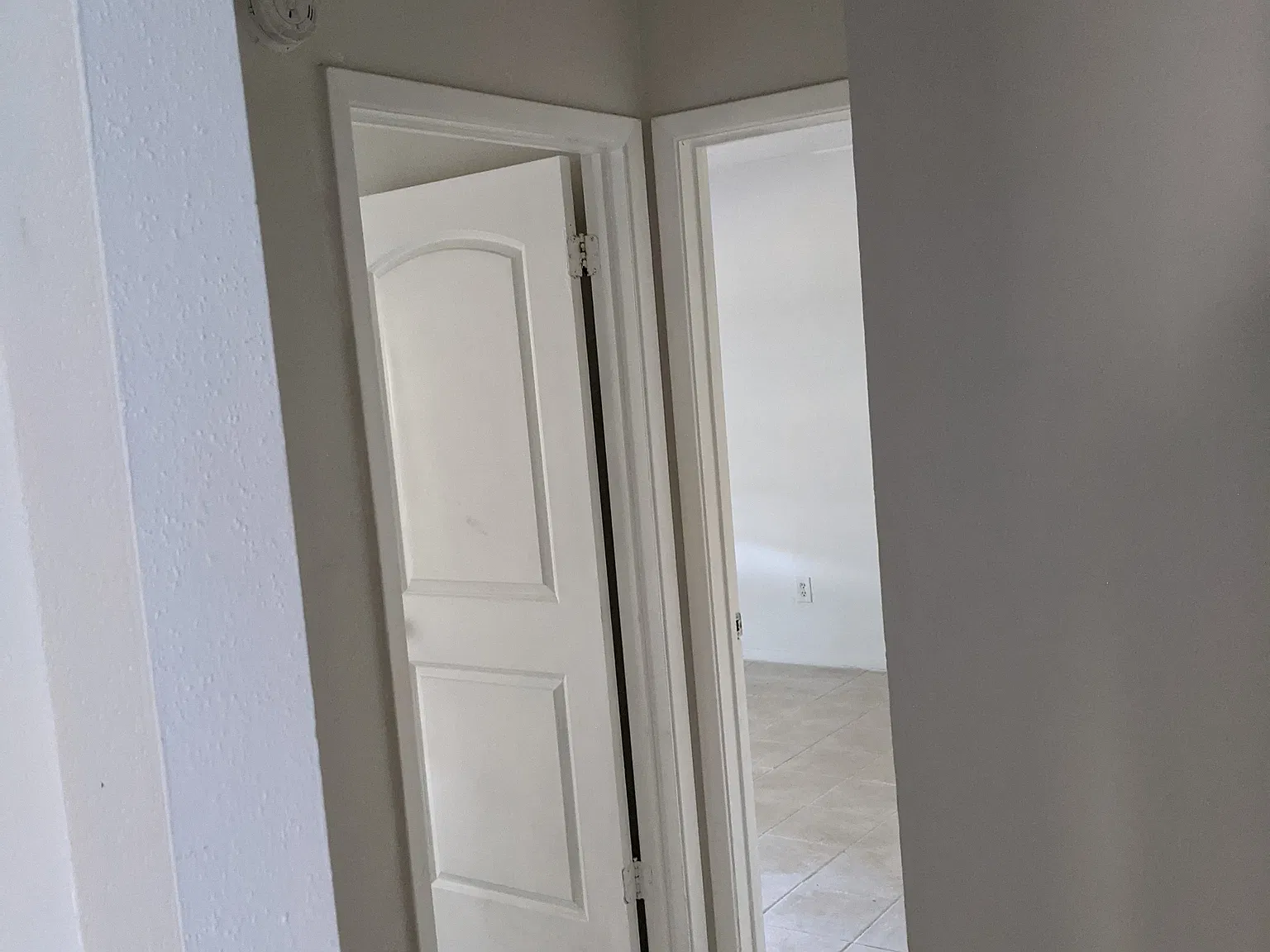 3 bed, 1350 sqft, $1,650 — Photo 3