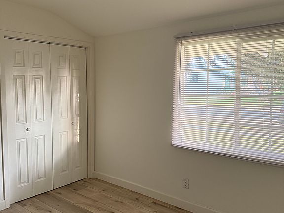 Room for rent: 12ft x 10ft