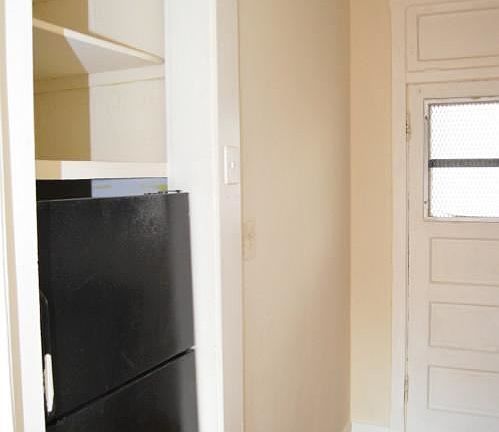 5th image of 626 W Cornelia Ave APT 3N