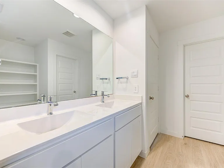 2732 Misty Elm Ln — Photo 39