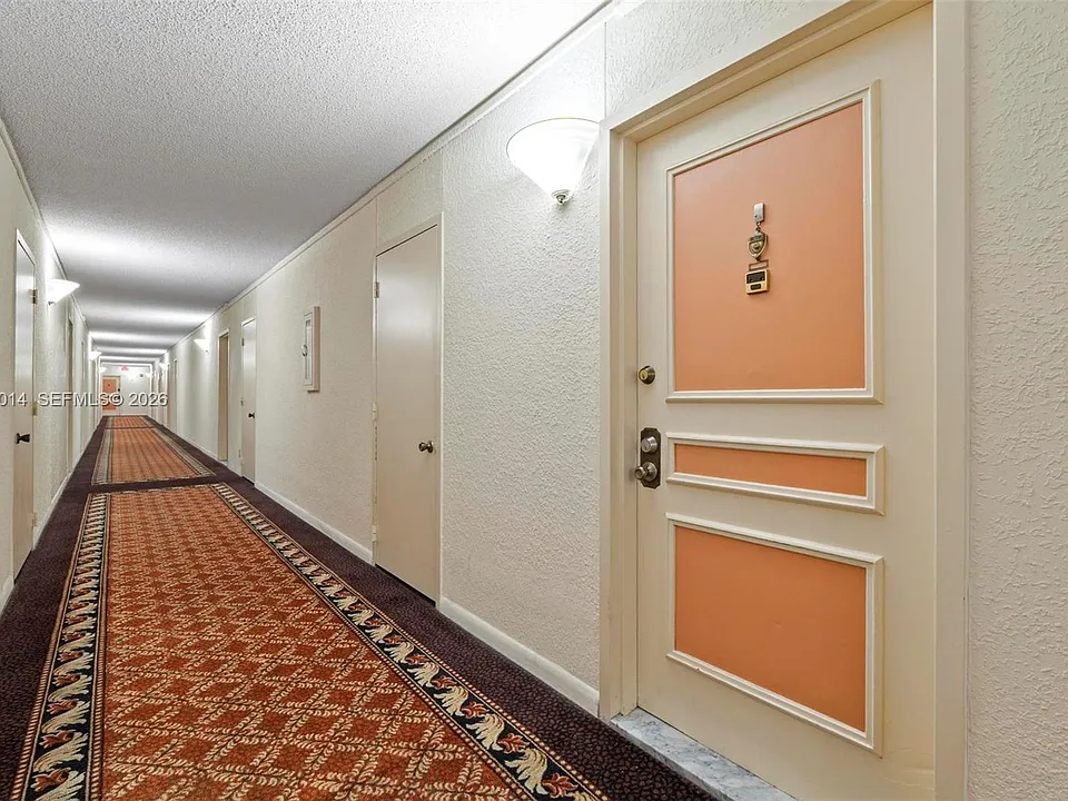 600 Three Islands Blvd #317