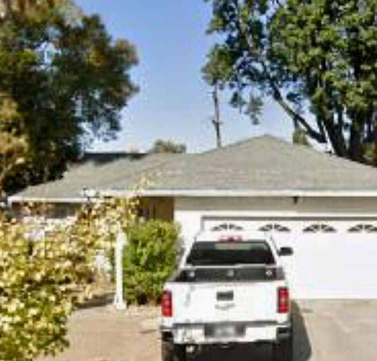 1st image of 219 Omira Dr