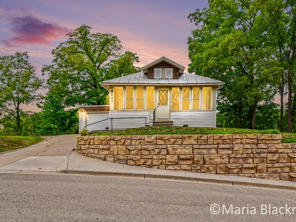 447 Baldie St, Ionia, MI 48846