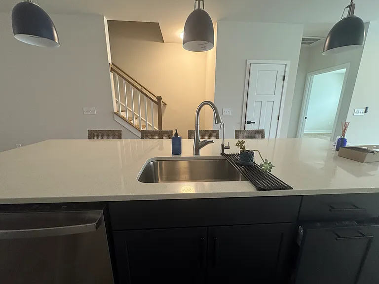 337 Golan Cir #C — Photo 7