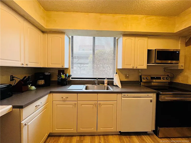 3432 NE Causeway Blvd #104 — Photo 7